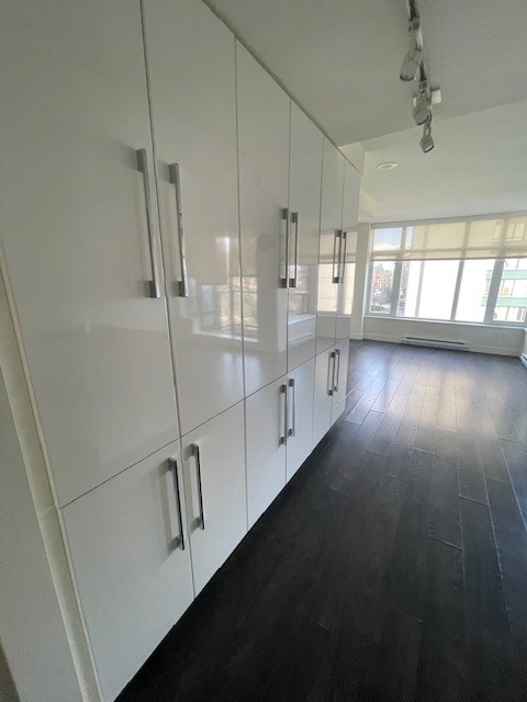 188 Agnes Street - 301